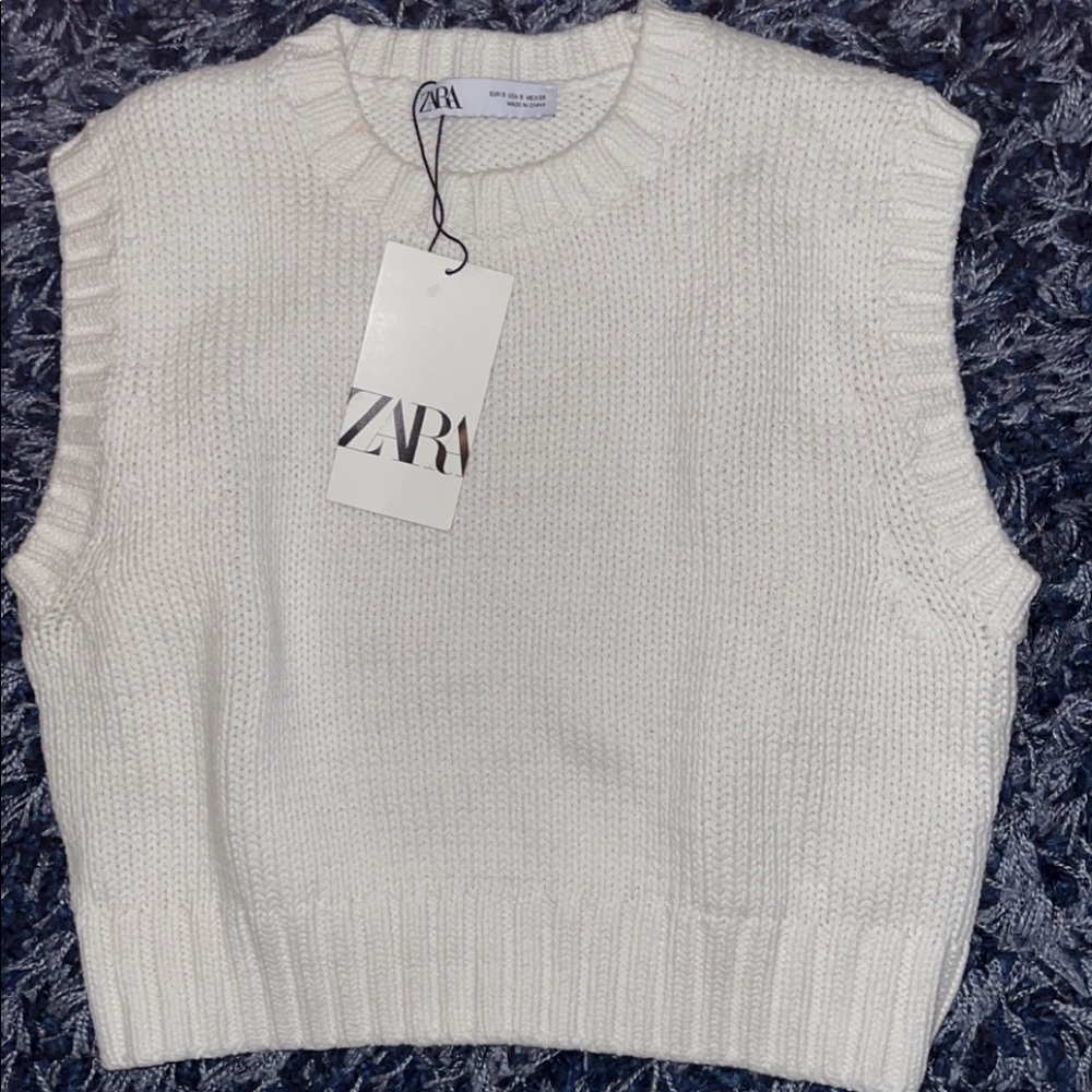 Womens Zara white cropped sleeveless sweater - NWT